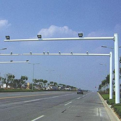 電子警察桿 (1)